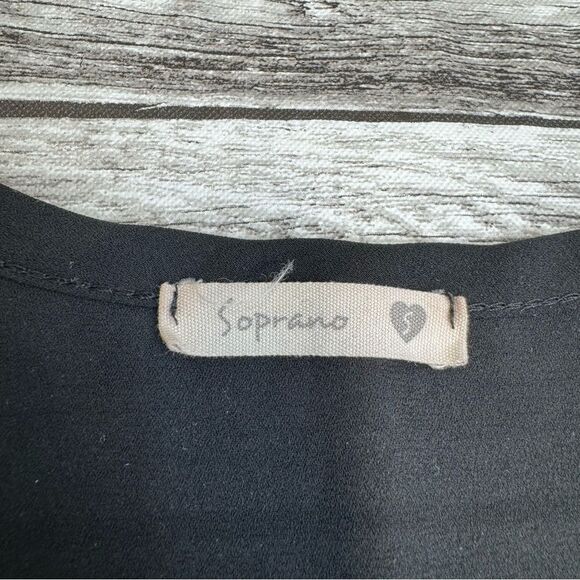 Soprano Womens Blouse Top Shirt Black S SM Small Crew Scoop Neckline Lightweight - Picture 5 of 12